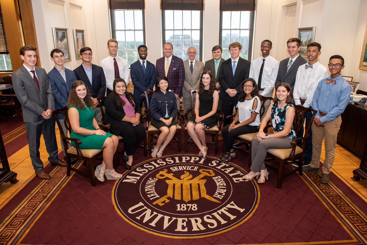 Dr. Keenum and MSU Provost and Executive Vice President David Shaw pose with MSU's newest Provost Scholars.