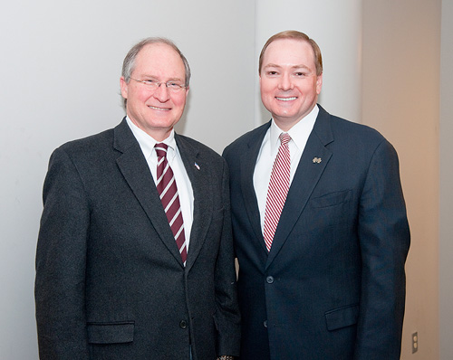 President Keenum visits with Chief Justice William Waller of the Mississippi Supreme Court.