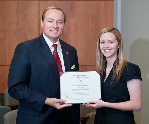 President Keenum with the Society of Scholars.
