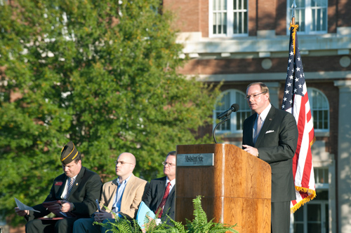 President Keenum speaks at Veterans Day Ceremony.