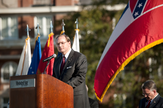 President Keenum speaks at MSU's Veterans Day ceremony.