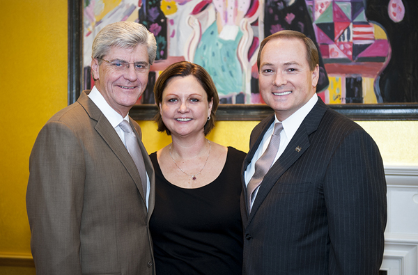Governor Phil Bryant with Dr. & Mrs. Mark Keenum.