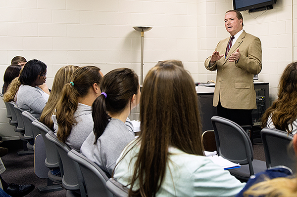 MSU President Mark E. Keenum spoke to students in the Department of Animal and Dairy Sciences' senior seminar class Monday.