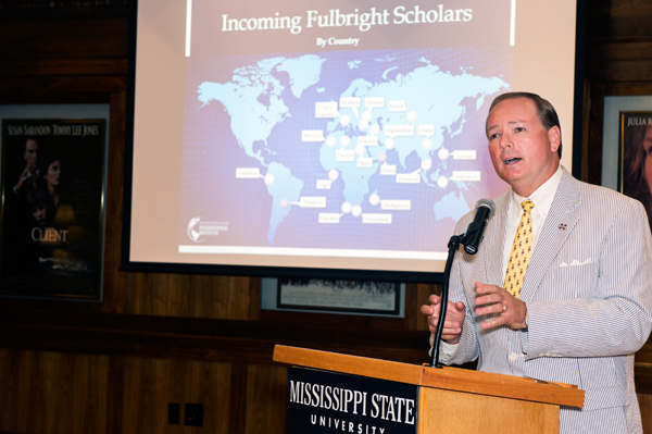 President Mark E. Keenum welcomes student Fulbright Scholars to Mississippi State’s campus for an American South-themed course sponsored by the English Language Institute.