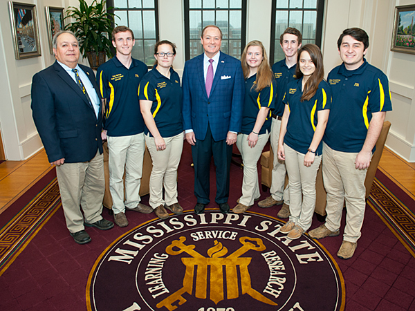 Continuously developing new ways to strengthen ties with student groups across the state, region and nation, Mississippi State President Mark E. Keenum met with Mississippi FFA state officers today [Feb.
