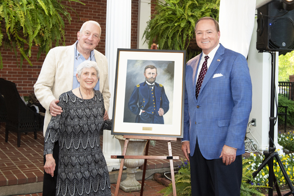 In early May, the Ulysses S. Grant Association honored Mississippi State President Mark E. Keenum with the John Y. Simon Award, an honor given every year in memory of the former USGA executive director.