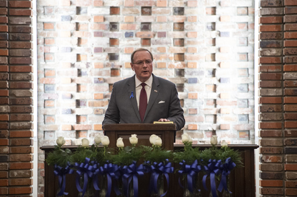 President Keenum spoke to members of the MSU community who came together in remembrance of those who died in Pittsburg