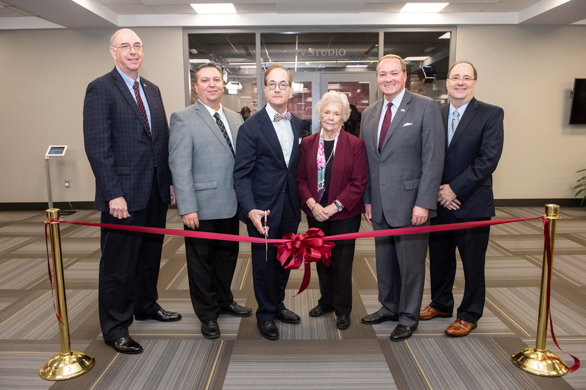 Cutting the ribbon to formally dedicate and open MSU’s MaxxSouth Digital Media Center in Mitchell Memorial Library.