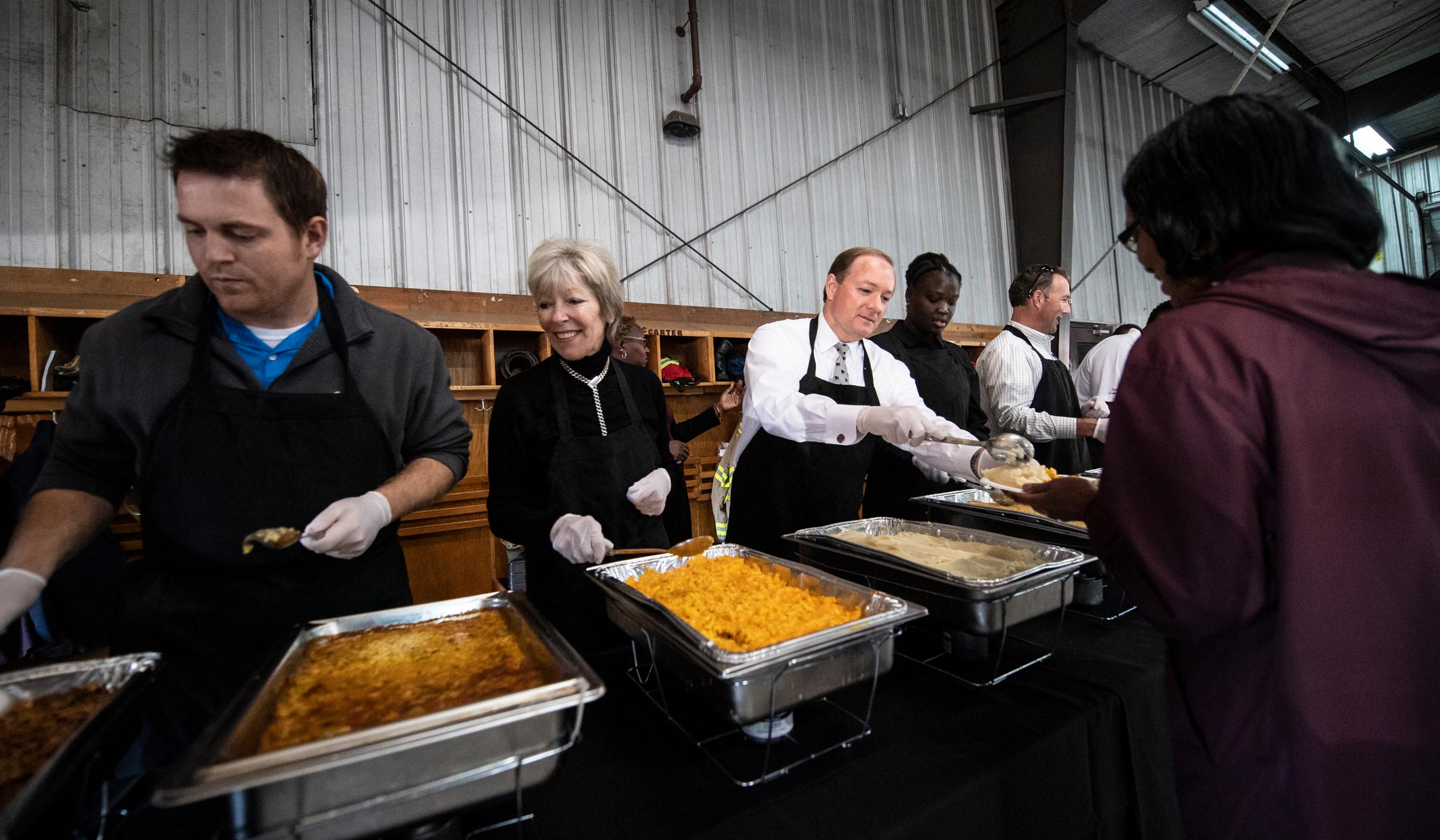 Mississippi State President Mark E. Keenum served food to Starkville firefighters and first responders.