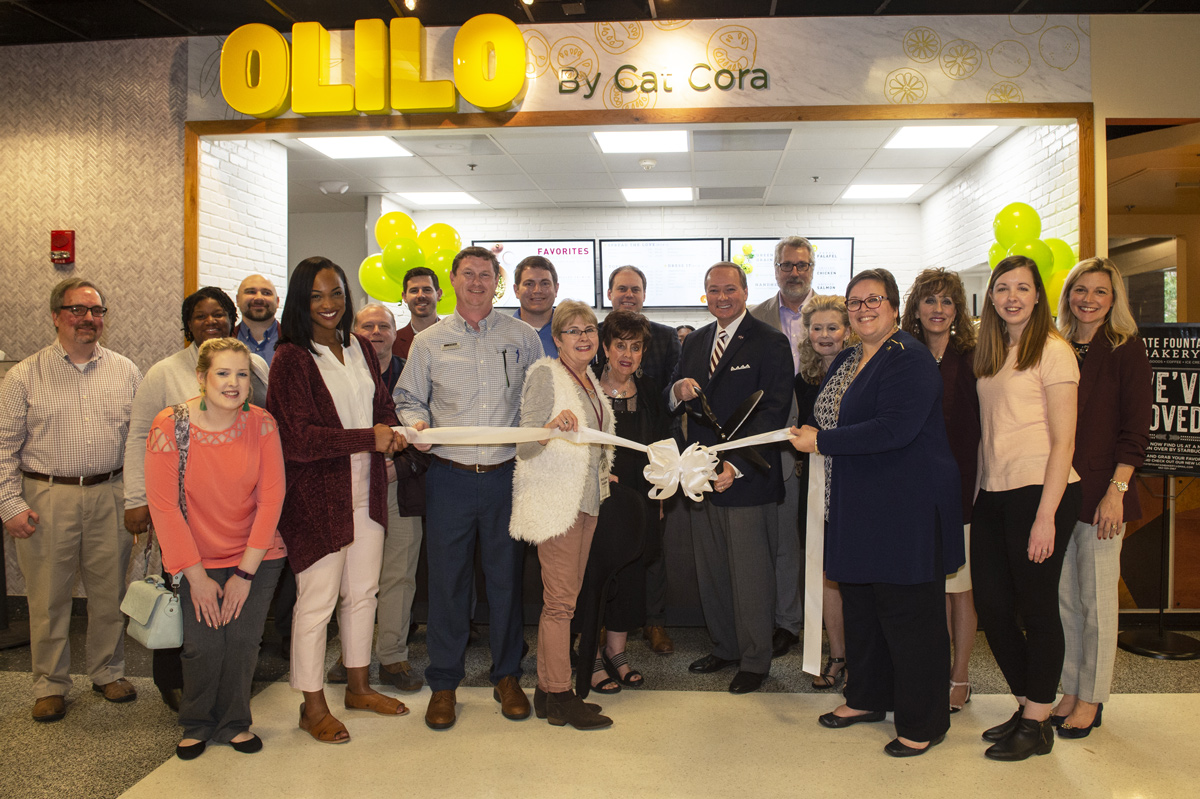 Dr. Keenum joins university and Starkville representatives for the ribbon cutting for OLILO.