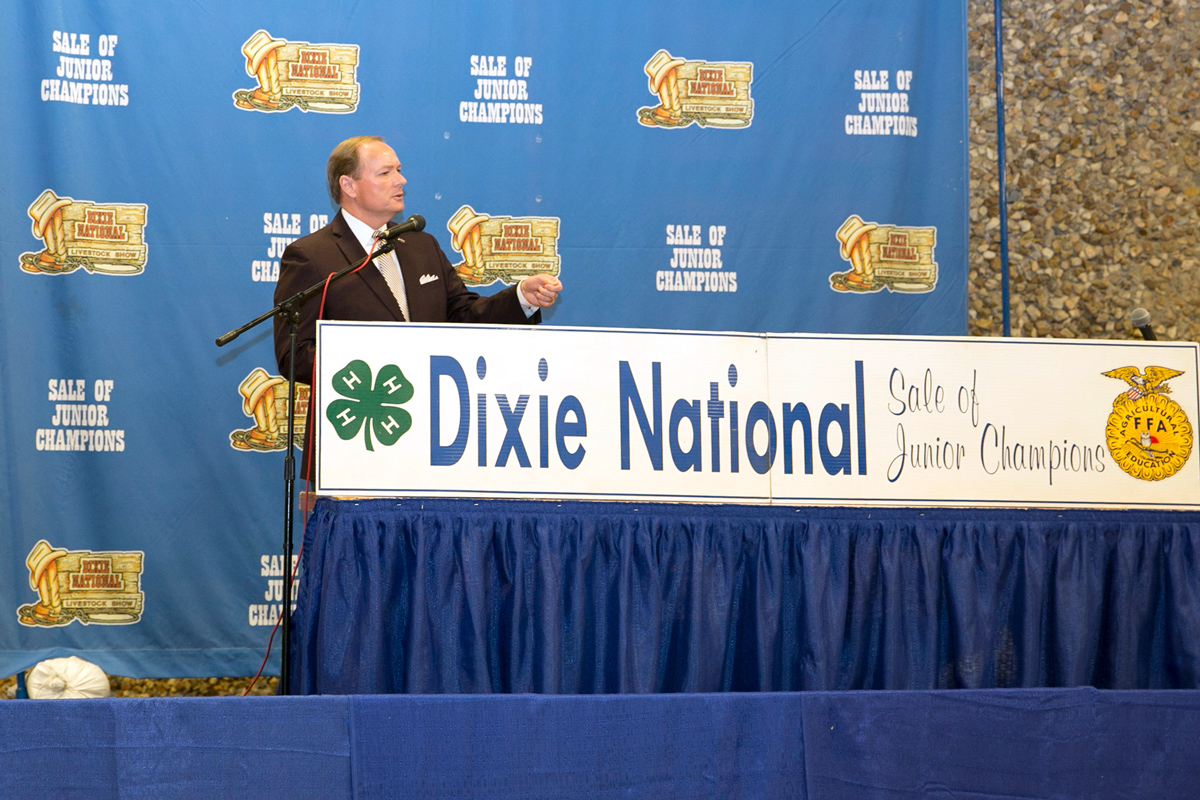 President Keenum gives remarks at the Dixie National Livestock Show and Rodeo.